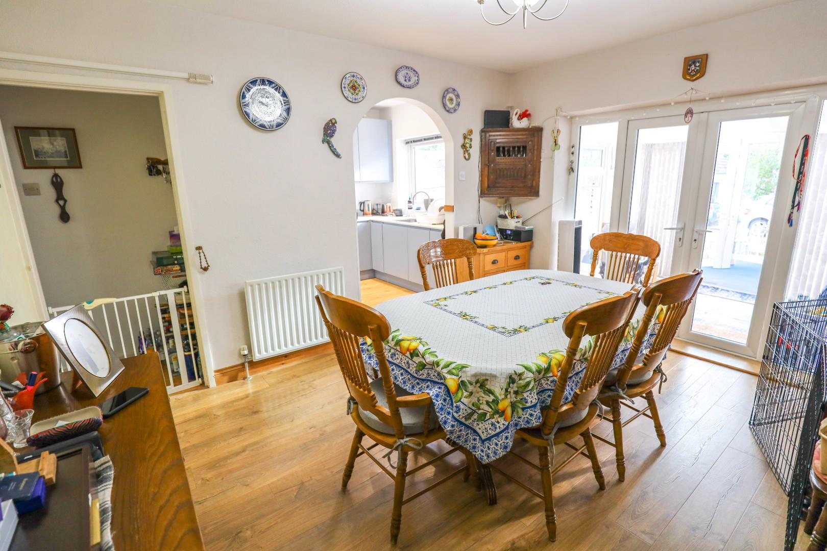 13 St. Bleddians Close, Cowbridge, Vale of Glamorgan, CF71 7BA